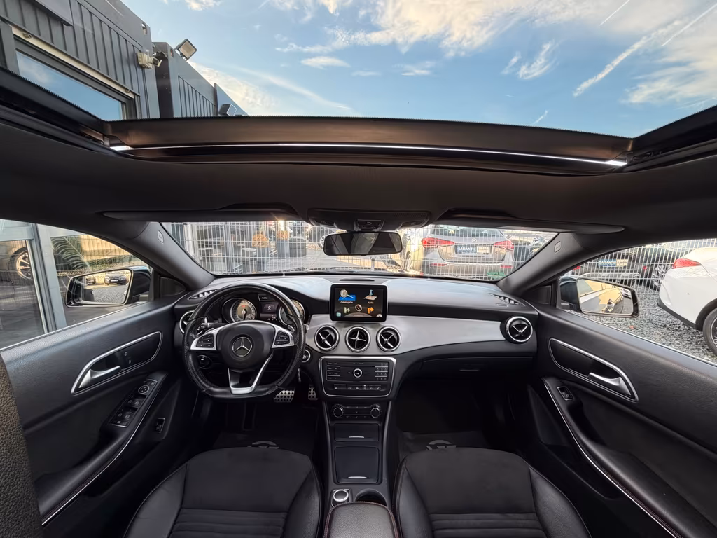 Mercedes-Benz CLA 220