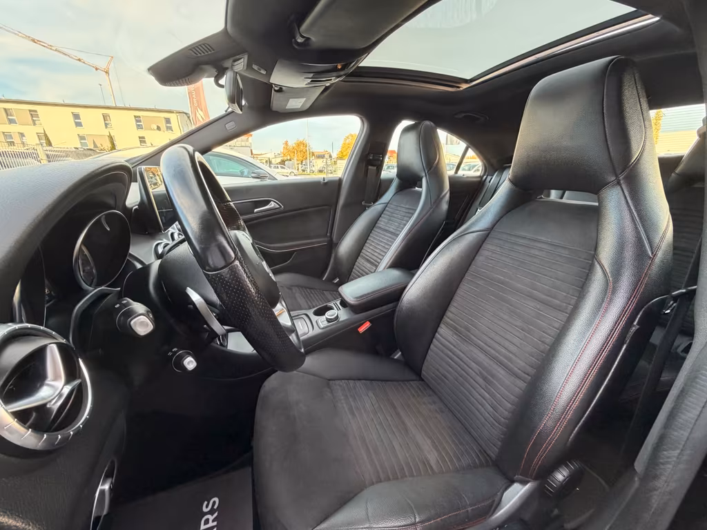 Mercedes-Benz CLA 220