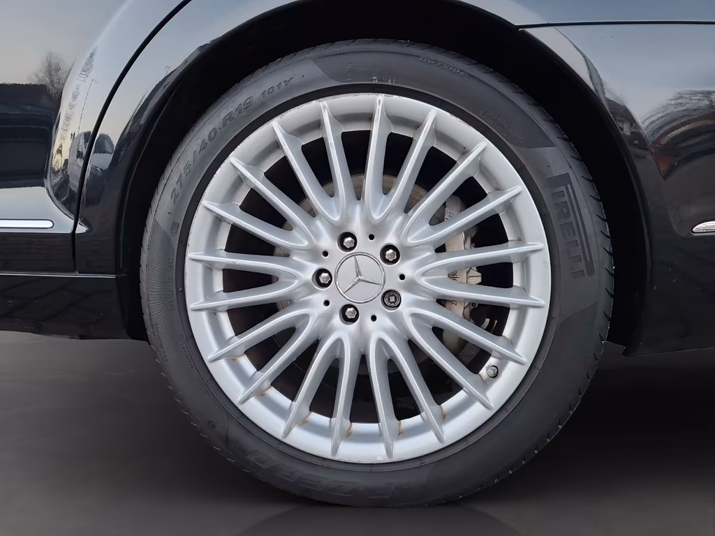 Mercedes-Benz S 600