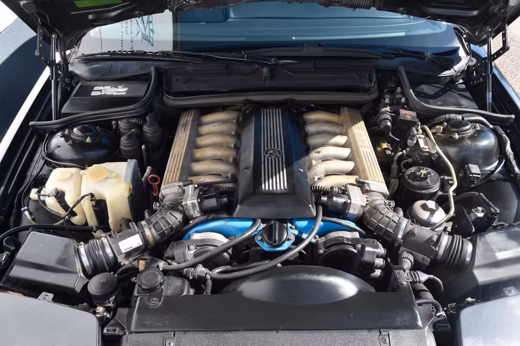 BMW 850