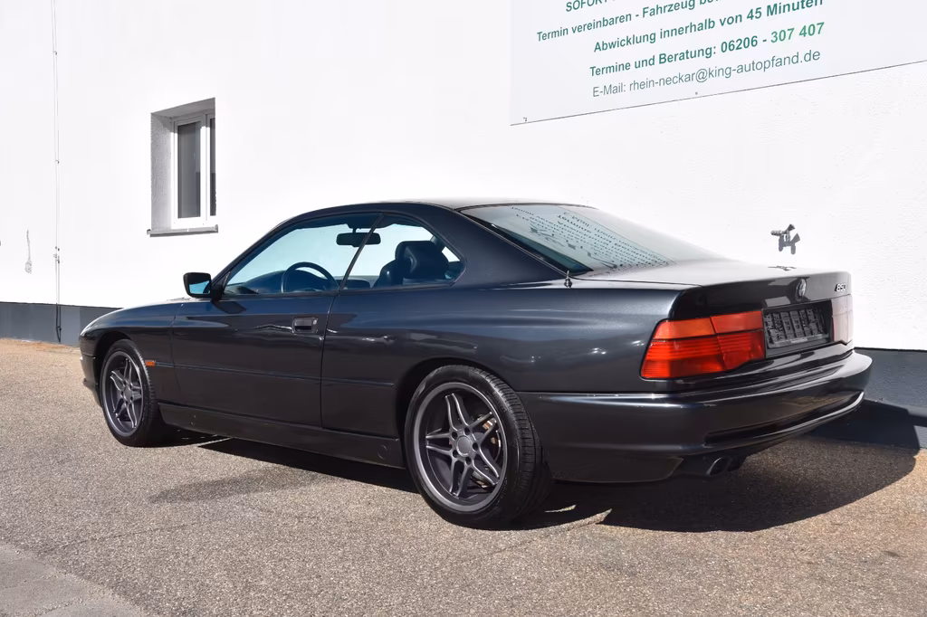 BMW 850