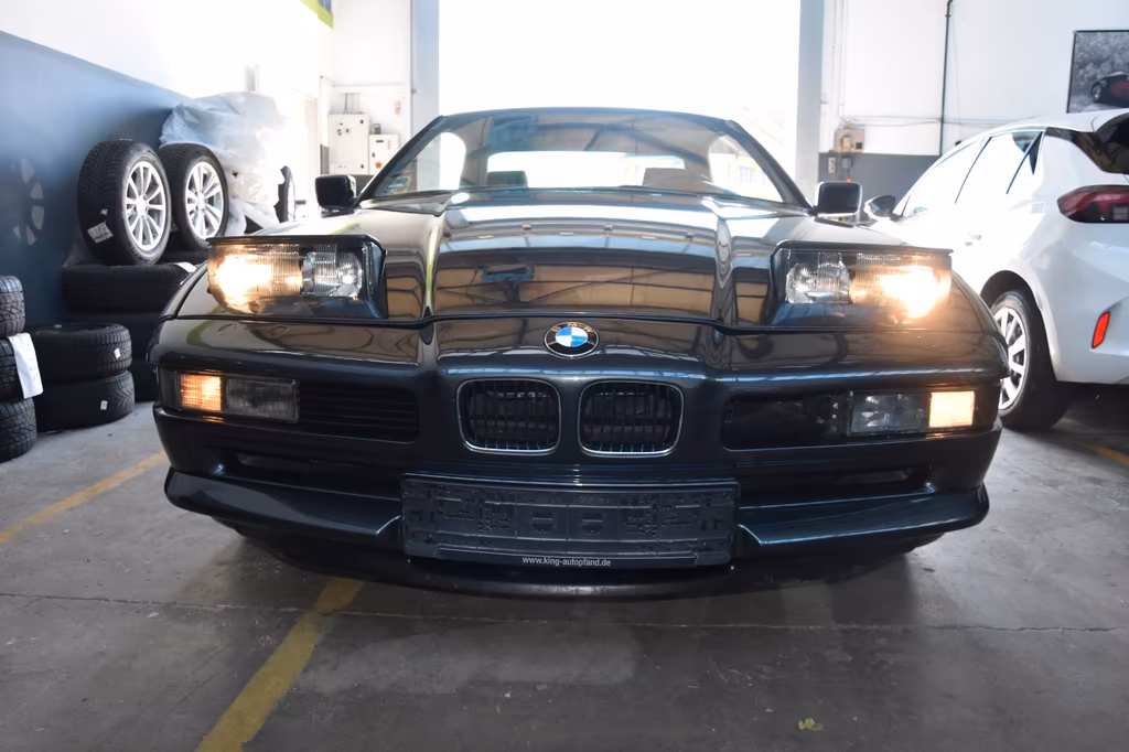 BMW 850