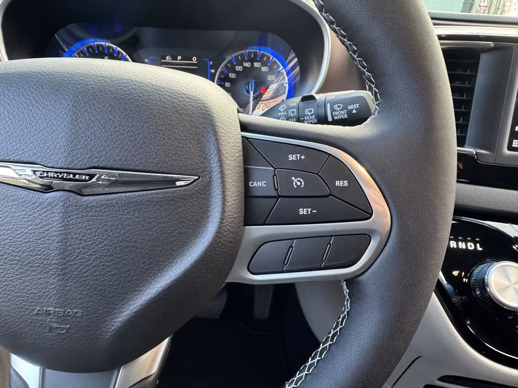 Chrysler Pacifica