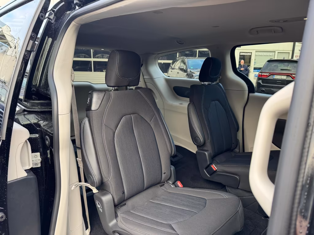 Chrysler Pacifica