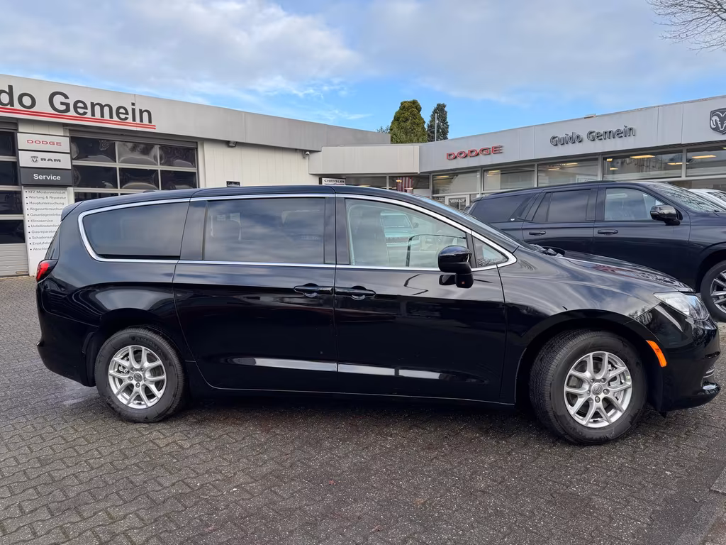 Chrysler Pacifica