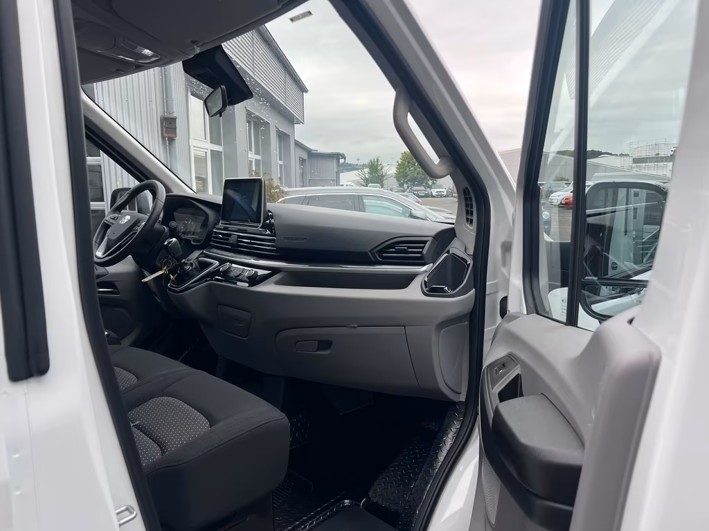 Maxus Deliver 9