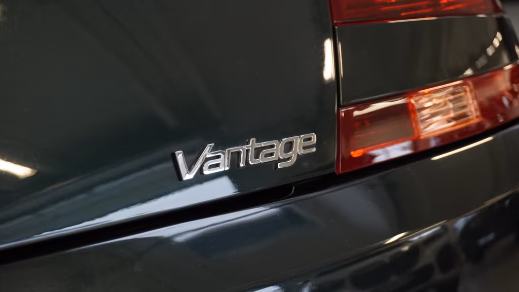 Aston Martin V8 Vantage