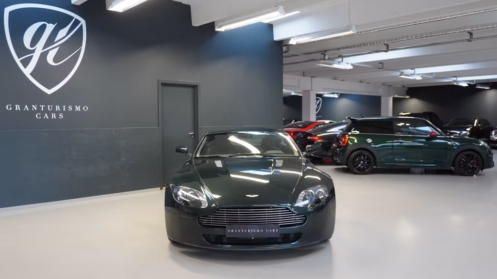 Aston Martin V8 Vantage