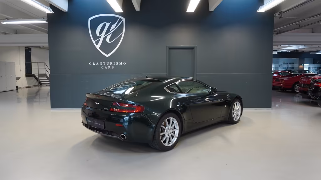 Aston Martin V8 Vantage