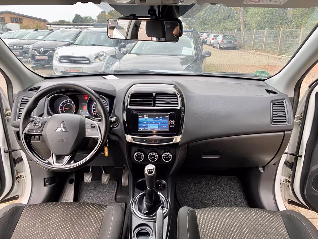 Mitsubishi ASX