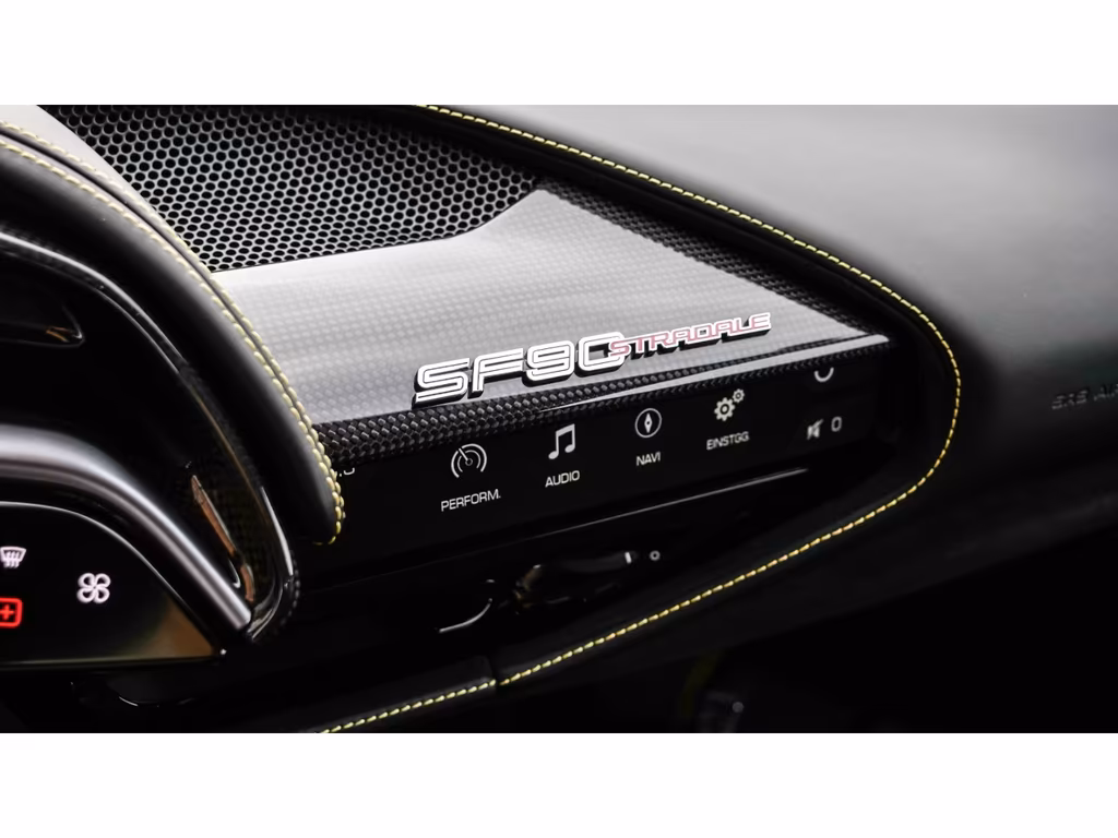 Ferrari SF90