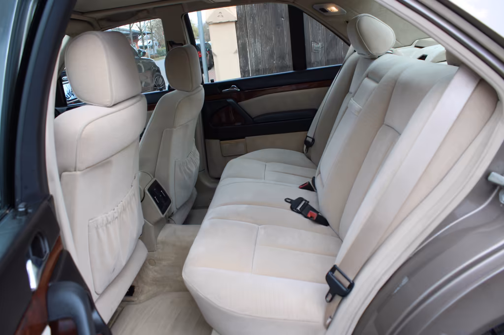 Mercedes-Benz S 300