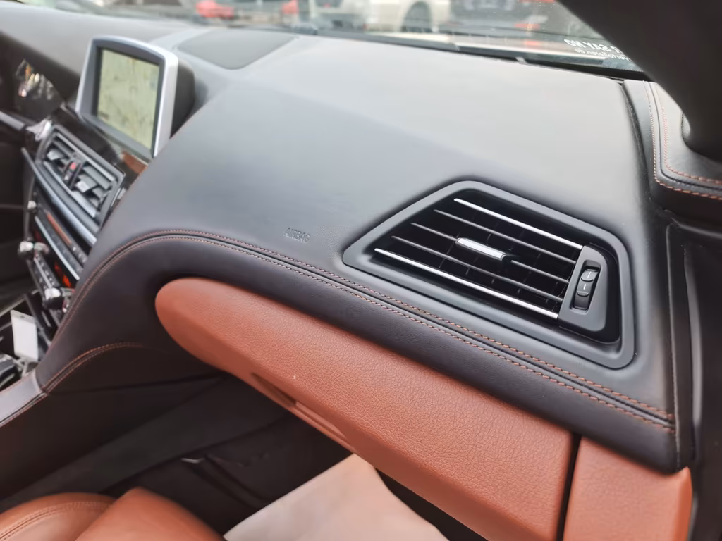 BMW 650