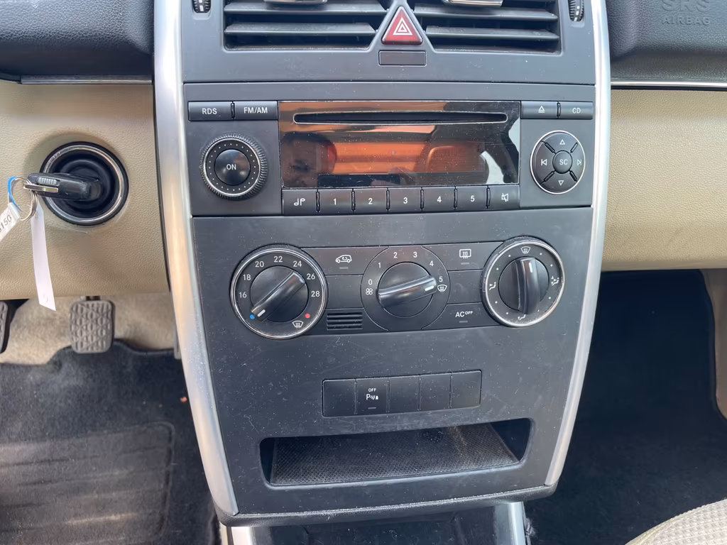 Mercedes-Benz B 150