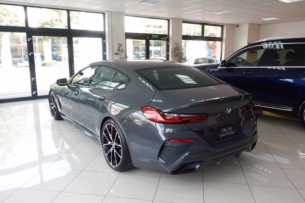 BMW 840