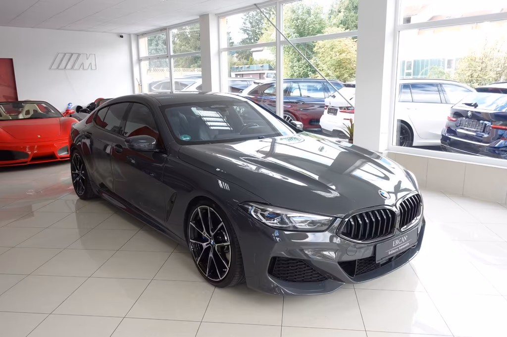 BMW 840