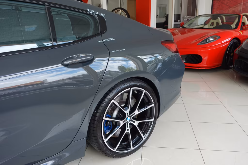 BMW 840