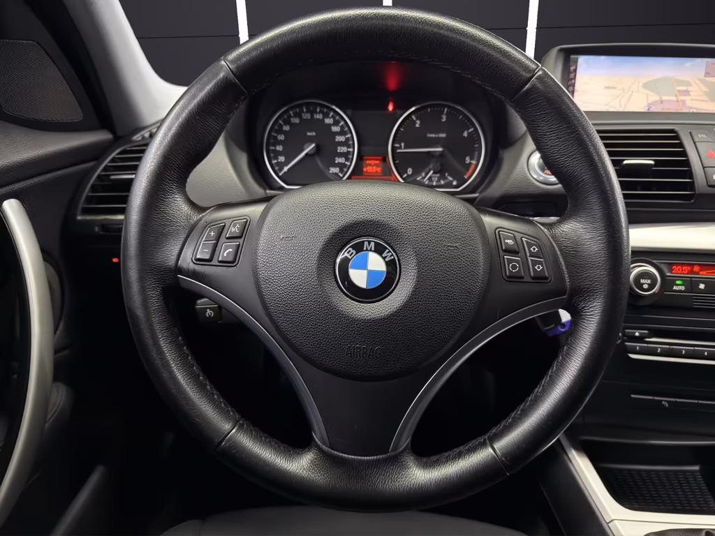 BMW 123