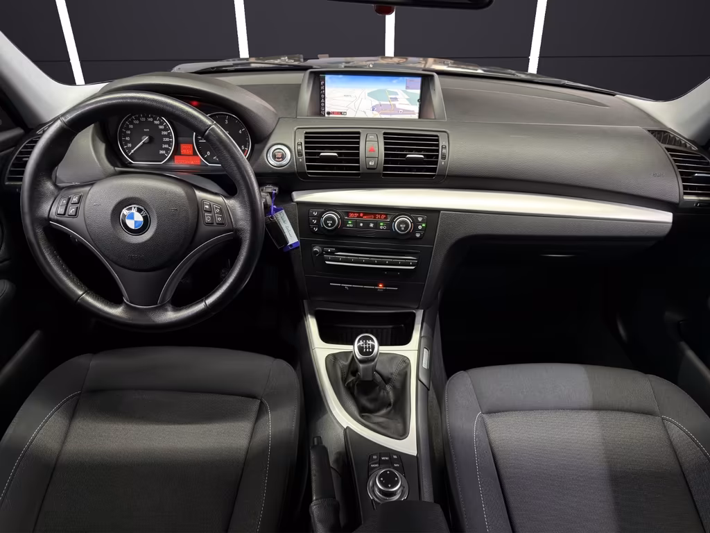 BMW 123