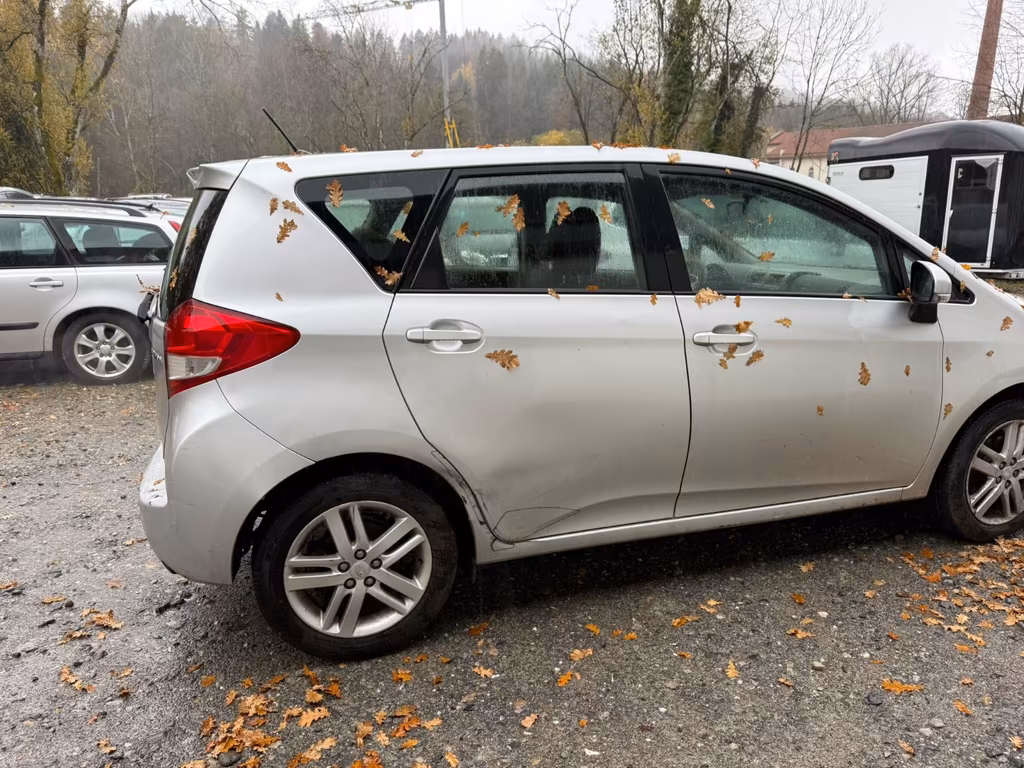 Subaru Trezia