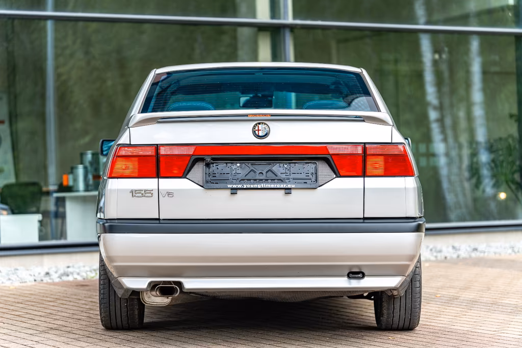 Alfa Romeo 155
