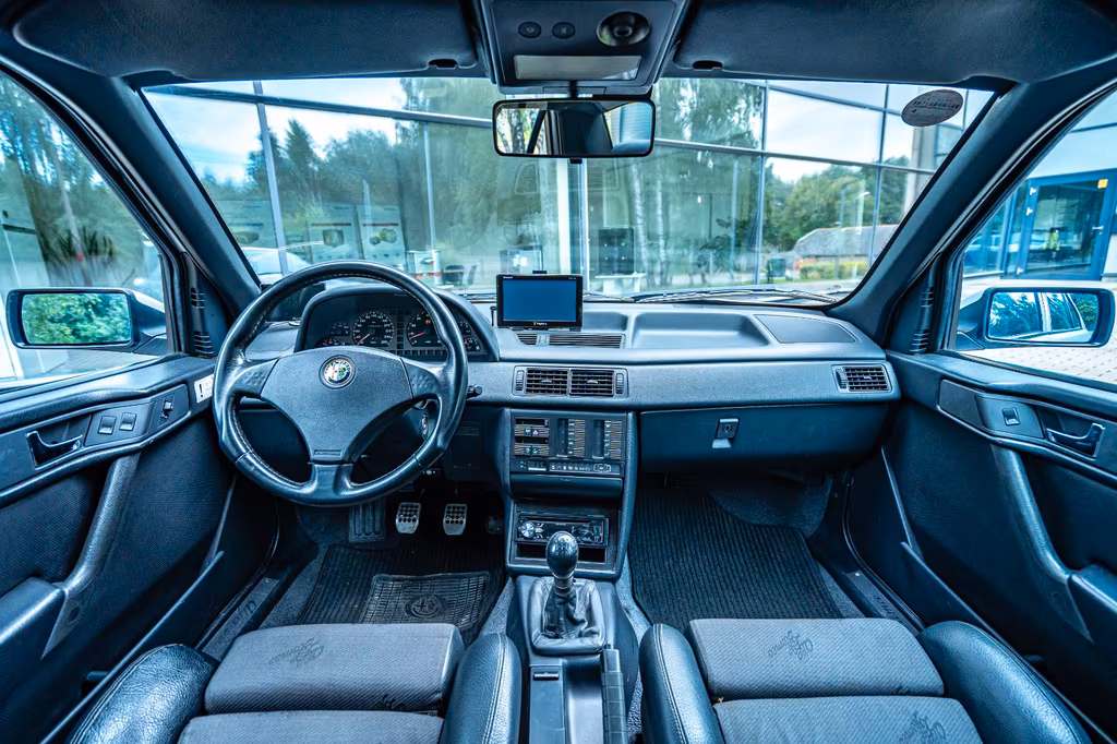 Alfa Romeo 155