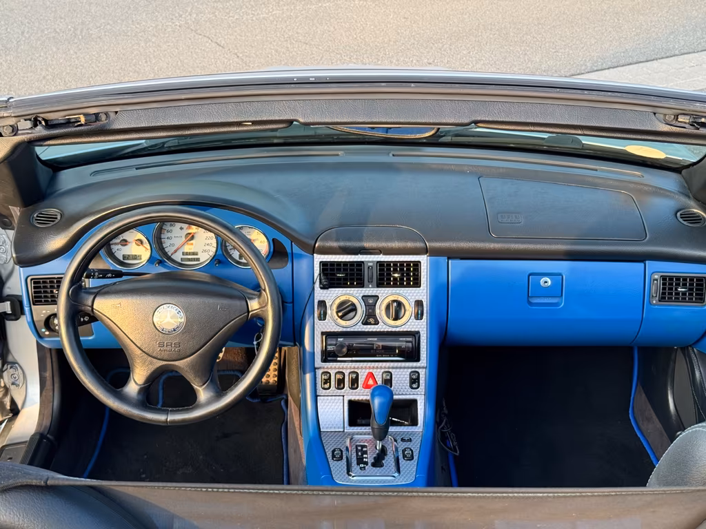 Mercedes-Benz SLK 320