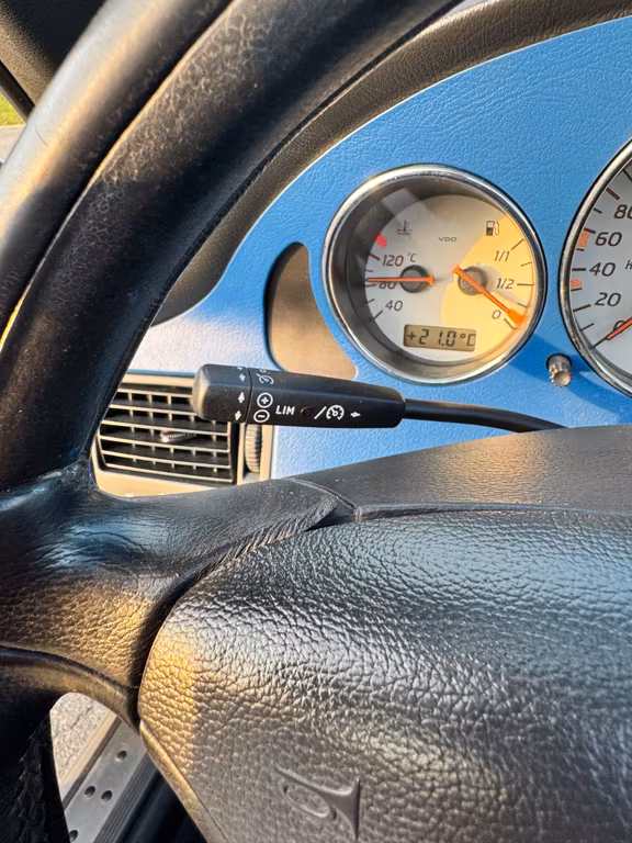 Mercedes-Benz SLK 320