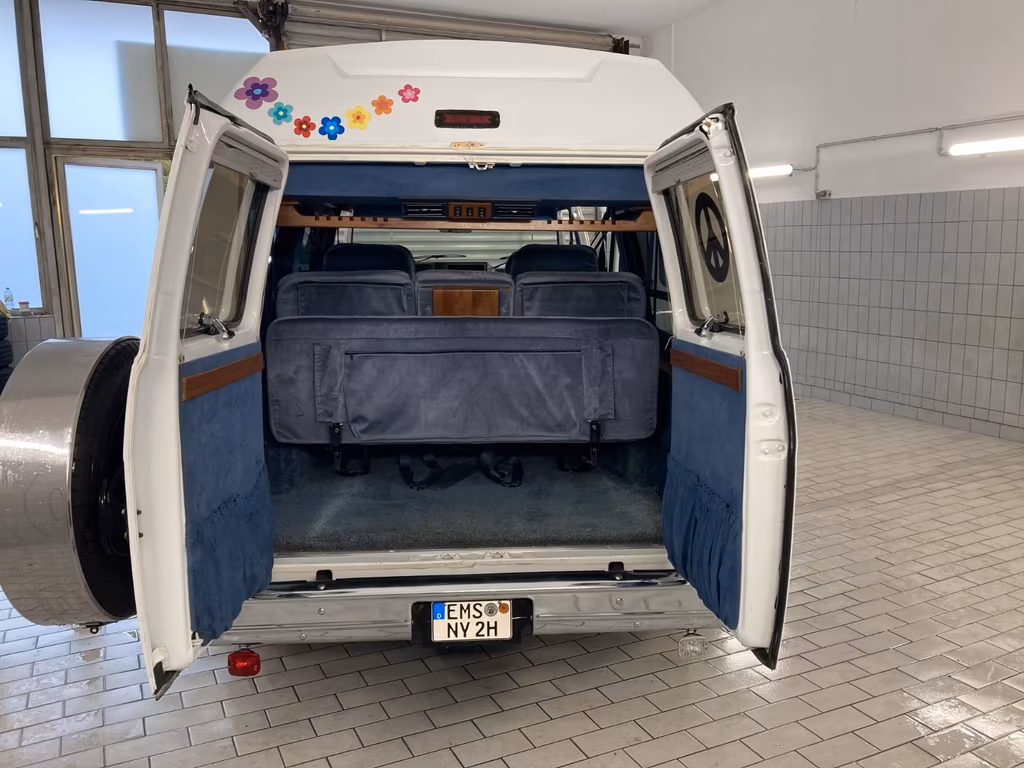 Chevrolet Chevy Van