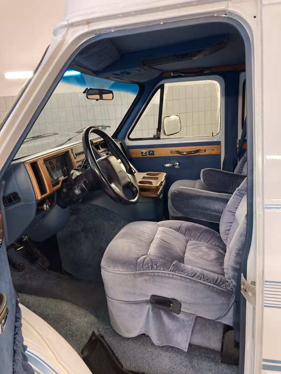 Chevrolet Chevy Van