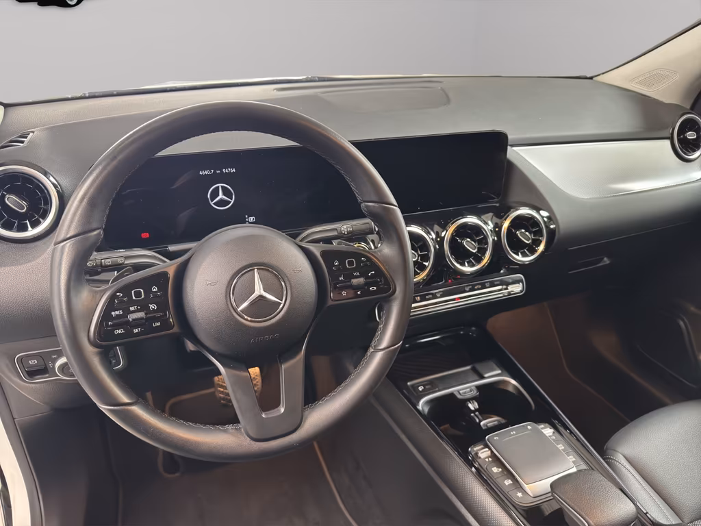 Mercedes-Benz GLA 180