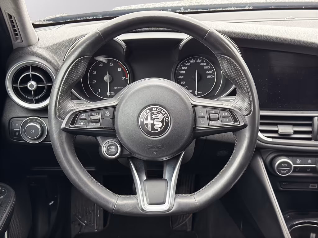 Alfa Romeo Giulia