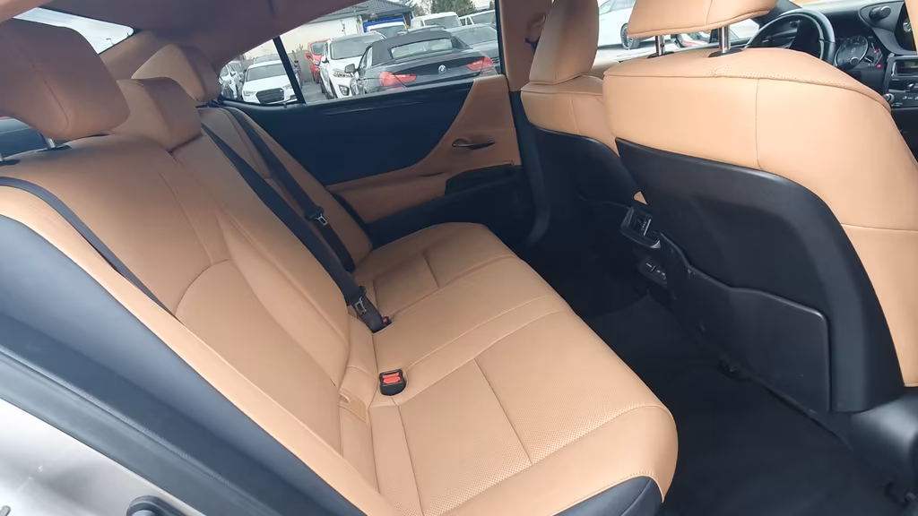 Lexus ES 300
