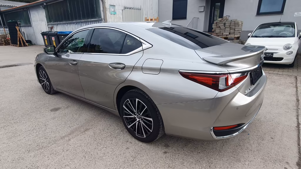 Lexus ES 300
