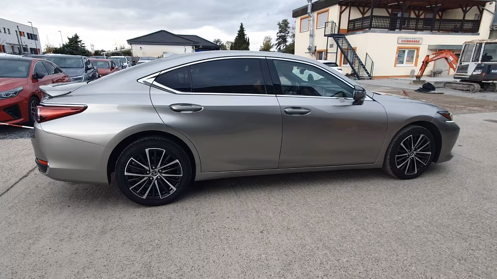 Lexus ES 300
