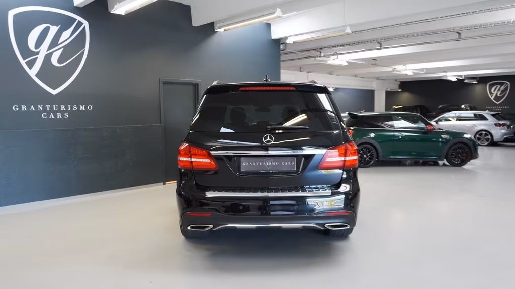 Mercedes-Benz GLS 400