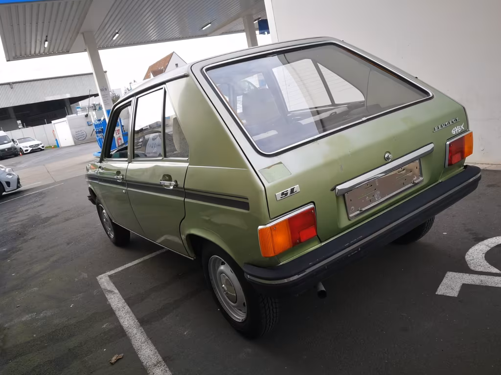 Peugeot 104