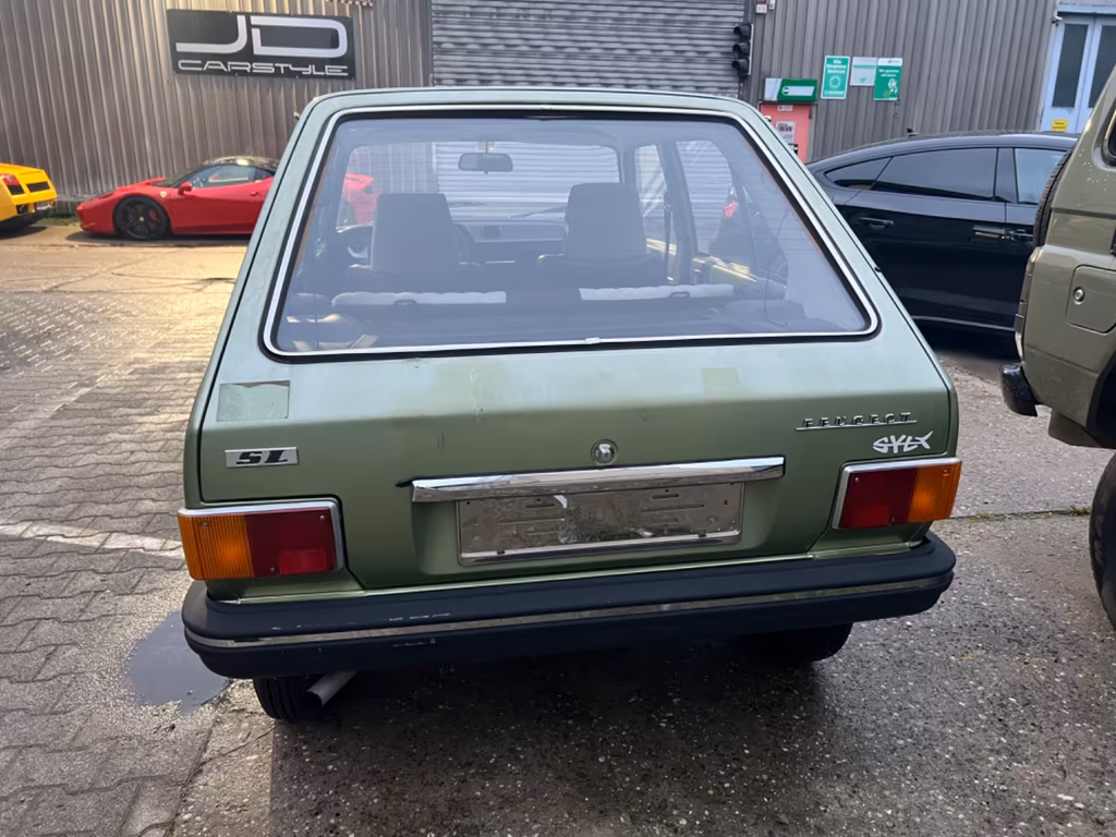 Peugeot 104