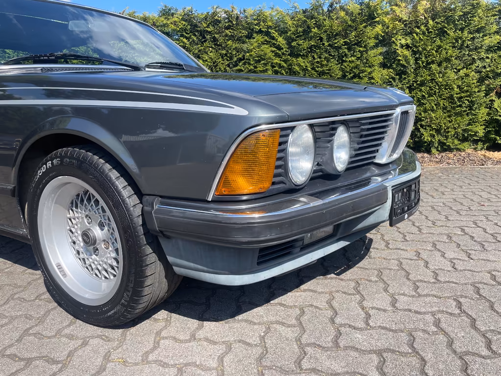 BMW 745