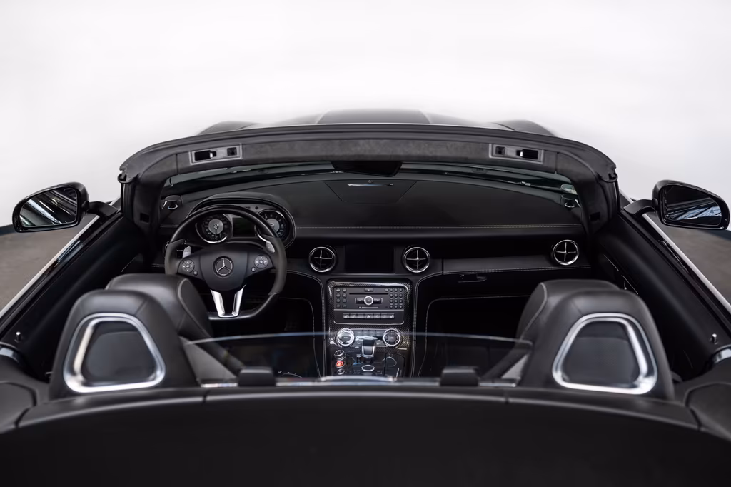 Mercedes-Benz SLS AMG