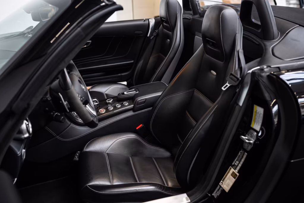 Mercedes-Benz SLS AMG