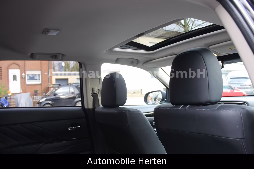 Mitsubishi Plug-in Hybrid Outlander