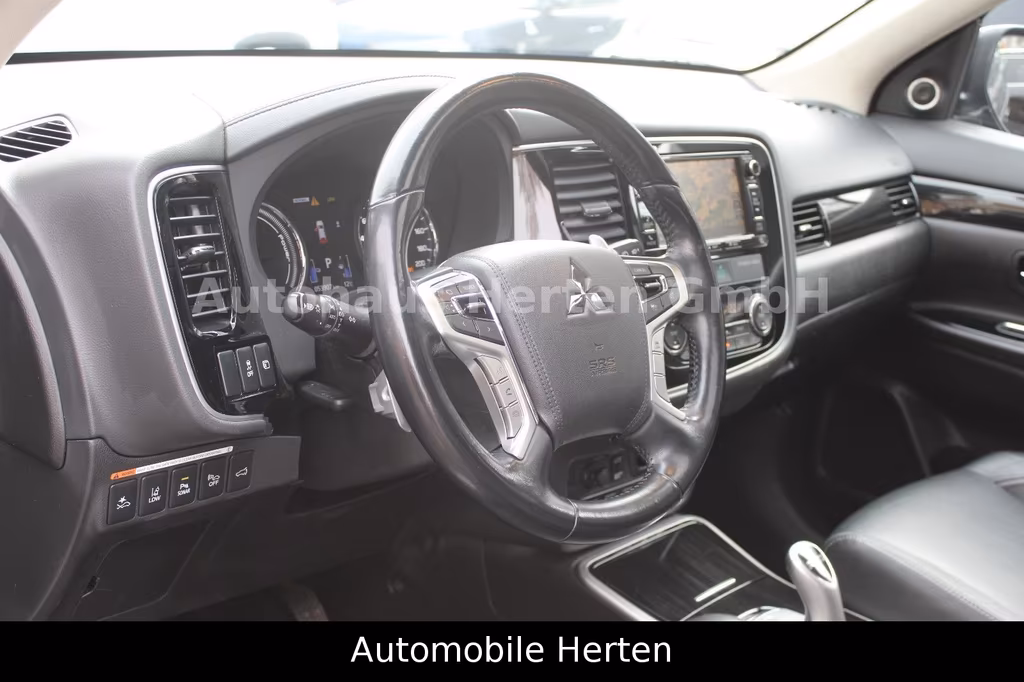 Mitsubishi Plug-in Hybrid Outlander