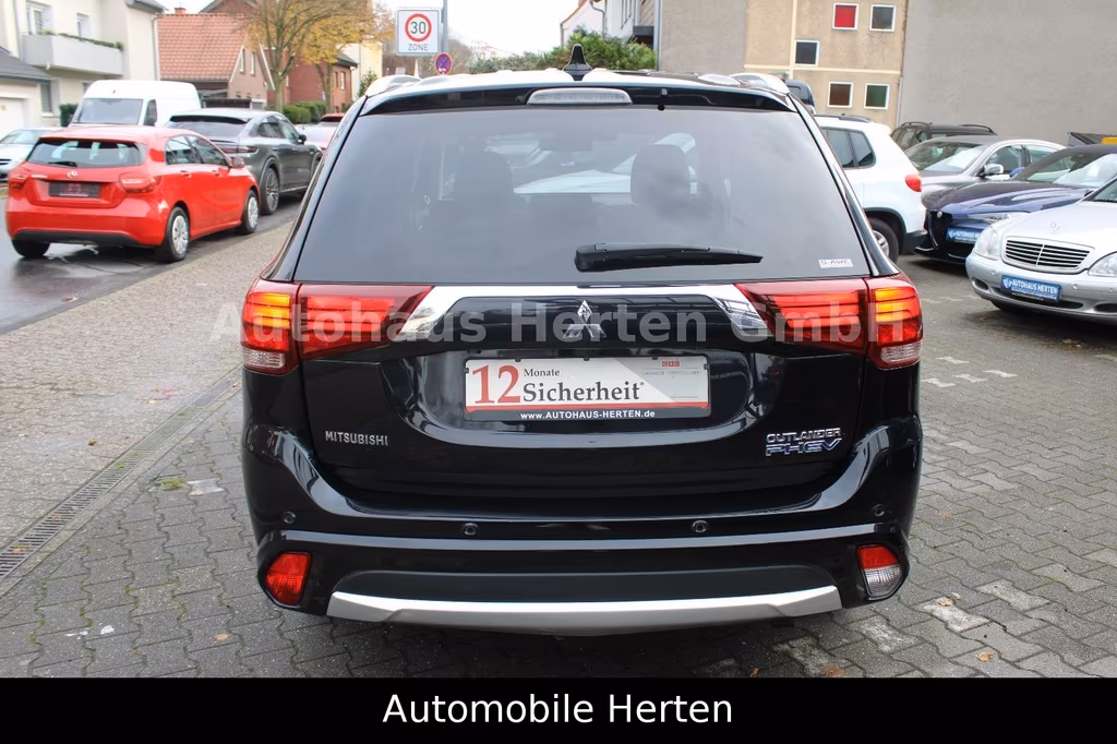 Mitsubishi Plug-in Hybrid Outlander