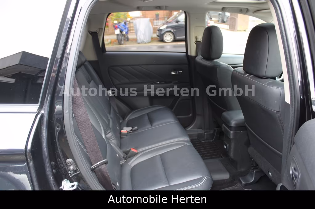 Mitsubishi Plug-in Hybrid Outlander