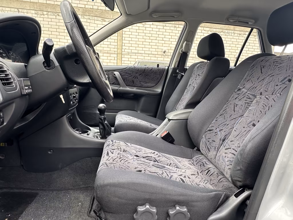Mazda 323