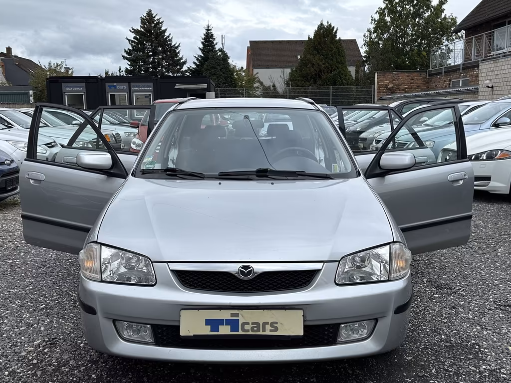 Mazda 323