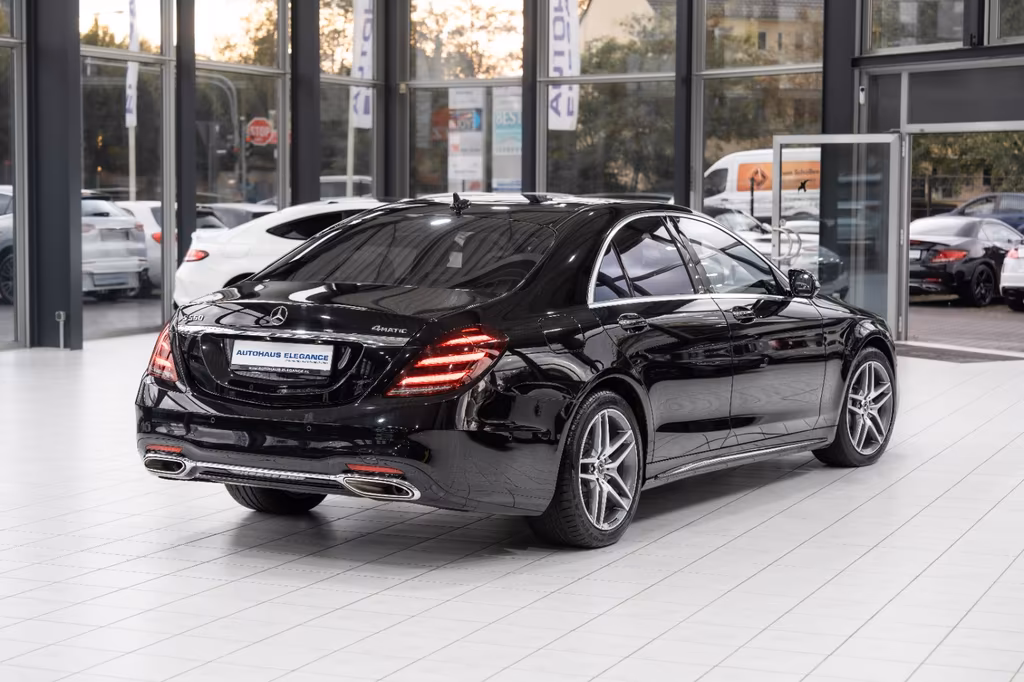 Mercedes-Benz S 560