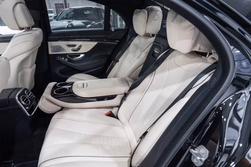 Mercedes-Benz S 560