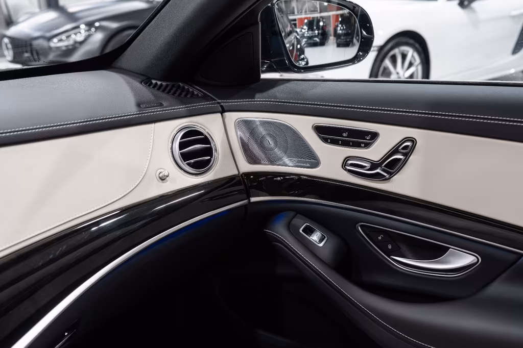 Mercedes-Benz S 560